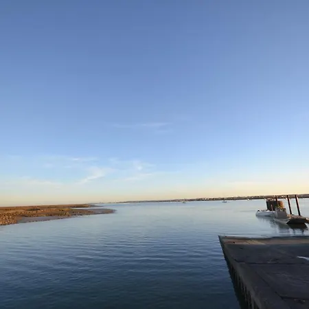 La Demeure Du Port De La Cayenne - Marennes * Марен